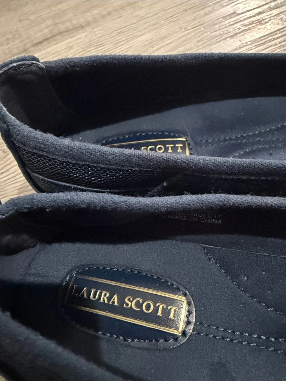 Laura Scott Navy Women's Slip-On Ballet Flats Sz 7 EUC